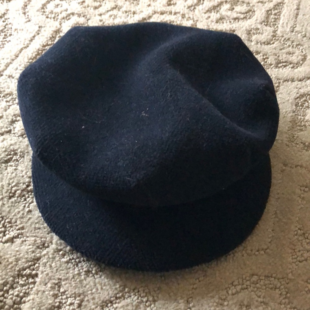Burberry hat